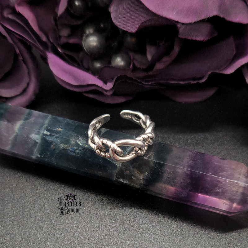 Twisted Fate Ring