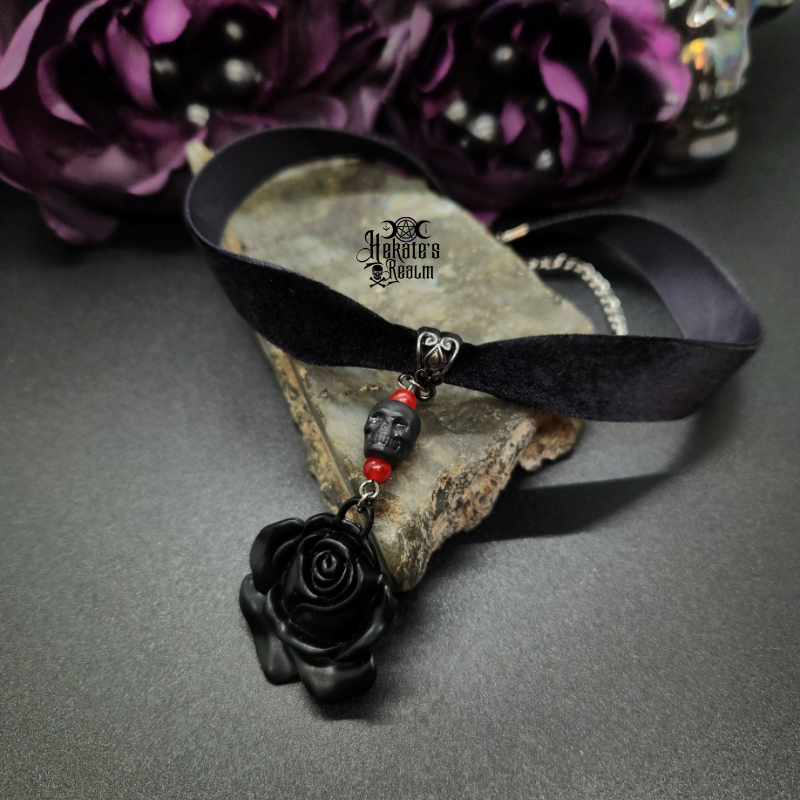 Black Skull Rose Velvet Choker