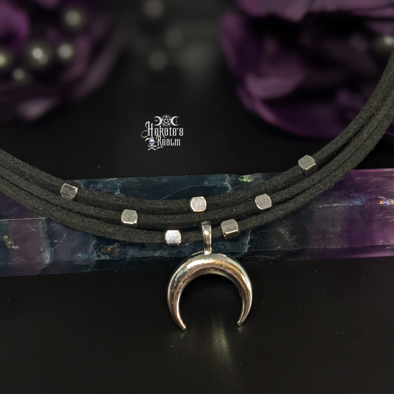 Mini Moon Choker