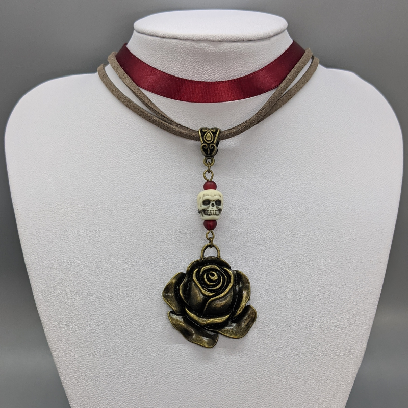 Layered Skull Rose Choker