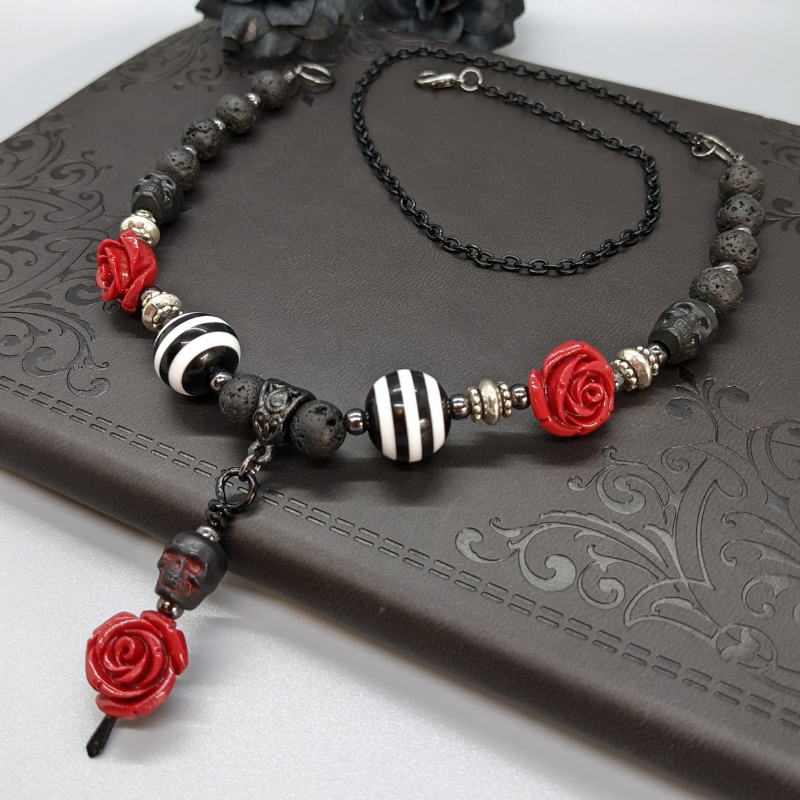 Morticia Adjustable Necklace